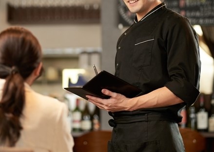 正社員 ホール・サービススタッフ スペイン料理 居酒屋・ダイニングバー求人イメージ